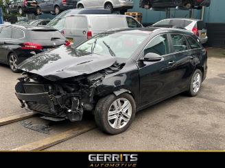 Vrakbiler auto Kia Cee d Ceed Sportswagon (CDF), Combi 5-drs, 2018 1.6 CRDi 16V VGT 2019/8