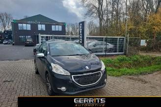 Vrakbiler auto Peugeot 208 208 I (CA/CC/CK/CL), Hatchback, 2012 / 2019 1.0 Vti 12V PureTech 2014/9