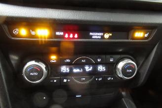 Mazda 3 SEDAN picture 23