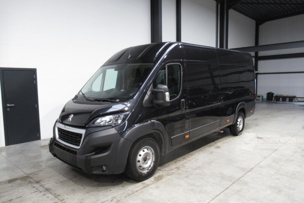 Peugeot Boxer CAMIONETTE
