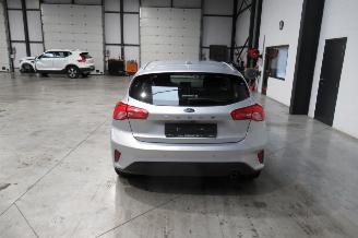 Ford Focus TITANIUM picture 4