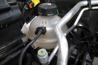 Opel Grandland SUV picture 10