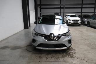 Renault Captur INITIALE picture 7