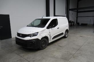 skadebil bedrijf Peugeot Partner CAMIONETTE 2020/9