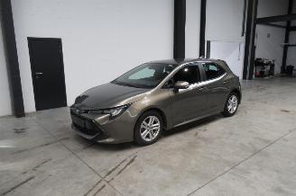 Voiture accidenté Toyota Corolla SEDAN 2023/3