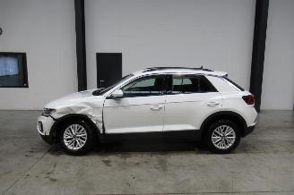 Volkswagen T-Roc LIFE picture 2