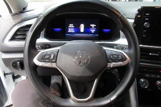Volkswagen T-Roc LIFE picture 23