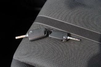 Volkswagen T-Roc LIFE picture 32