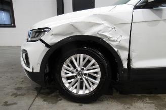 Volkswagen T-Roc LIFE picture 9