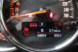 Mini Cooper SEDAN picture 23