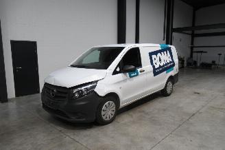 skadebil bedrijf Mercedes Vito CAMIONETTE 2023/9
