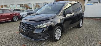 Avarii autoturisme Mercedes Citan 110CDI Automaat*Navigatie*digitaal Display 9,5Inch*Camera*Comfort stoelen*Licht Paket*Aluminium velgen* 2025/3