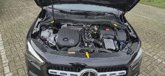 Mercedes GLA 180 Automaat*LED*Trekhaak*Digitaal display*Comfort stoelen*Parkeerpaket met camera*Navigatie*Apple Carplay*MBUX* picture 10