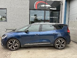Schadeauto Renault Grand-scenic RENAULT SCENIC 1.5D 2018 7 ZIT 2018/6