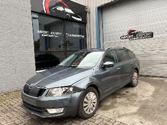 Vaurioauto  passenger cars Skoda Octavia SKODA OCTAVIA 1.6TDI 2016 2016/3