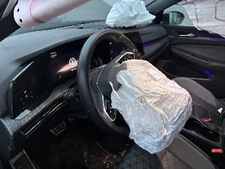 Volkswagen Golf VW GOLF 8 2.0TDI DSG R LINE picture 15