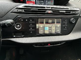 Citroën C4 CITROEN C4 1.6D AUTOMAAT 2016 7 ZIT picture 12