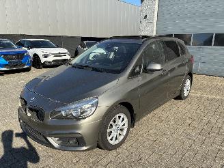 Vaurioauto  passenger cars BMW 2-serie BMW 216D 2015 2015/6