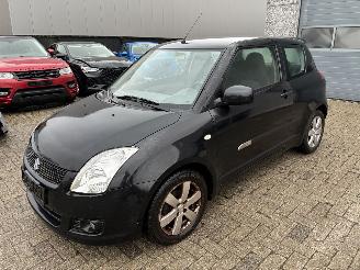 uszkodzony samochody osobowe Suzuki Swift SUZUKI SWIFT 1.3I 2008 2008/8