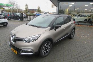 uszkodzony samochody osobowe Renault Captur 1.2 TCe Dynamique Automaat 2014/4