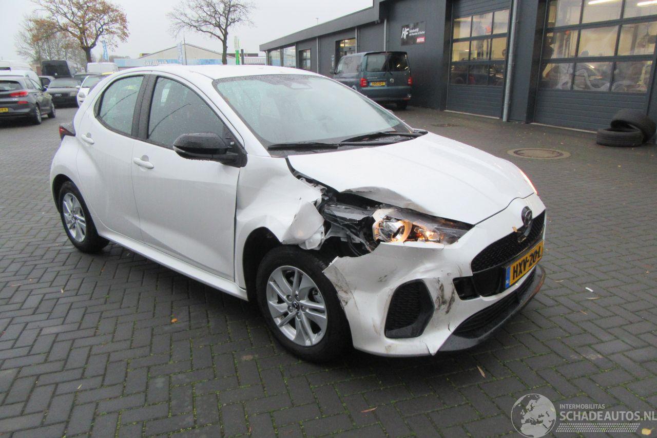 Mazda 2 Hybrid - 1.5 Centre-line