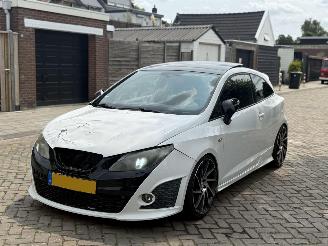 Vaurioauto  passenger cars Seat Ibiza 1.4 TSI Cupra Bocanegra 2011/1