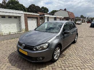 krockskadad bil auto Volkswagen Golf 1.2 TSI MATCH 2012/1