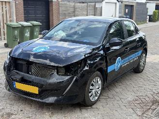 Unfallwagen Peugeot 208 .2 PureTech Active 2021/1