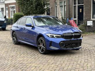 Unfallwagen BMW 3-serie 330e M PAKKET X-Drive 2023/1