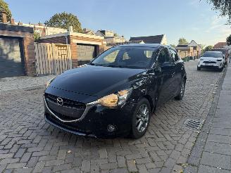 Damaged car Mazda 2 1.5 Diesel 2016/1