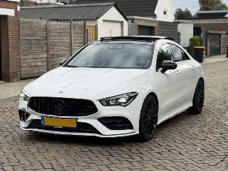 Vaurioauto  passenger cars Mercedes Cla-klasse 200 AMG NAP! SFEER PANO 2020/1