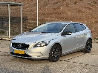 Schadeauto Volvo V-40 1.6 T4 AUTOMAAT 2014/1