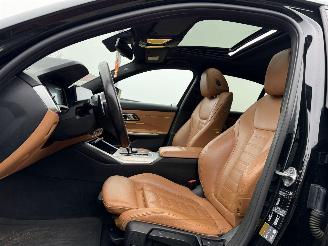 BMW 3-serie 330e M PAKKET DAK BTW! picture 15