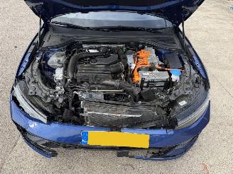 Volkswagen Passat 1.5 eHybrid R LINE picture 14
