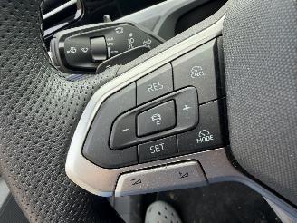 Volkswagen Passat 1.5 eHybrid R LINE picture 27