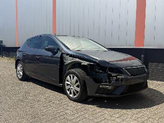 skadebil auto Seat Leon 1.0 TSI FR AUTOMAAT 2019/1