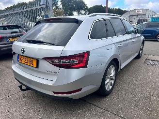 Skoda Superb 2.0 TDI / DSG / picture 4
