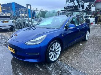 damaged passenger cars Tesla Model 3 LONG RANGE DUAL MOTOR AWD 75 KWH 2019/11