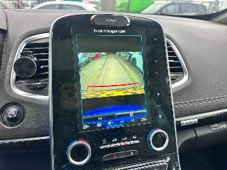 Renault Espace 1.6 dCi INITIALE PARIS 7P picture 12