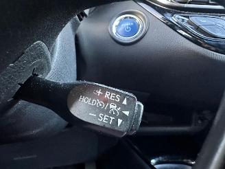 Toyota C-HR 1.8 HYBRIDE BI-TONE picture 13