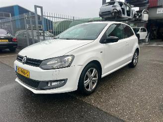 Damaged car Volkswagen Polo 1.2 TSI HIGHLINE 2012/7