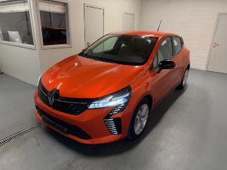 Renault Clio  picture 3