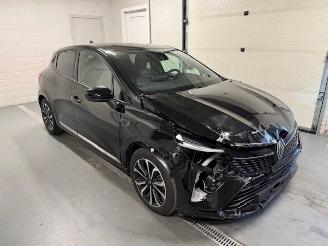 skadebil auto Renault Clio  2024/7