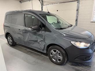 damaged passenger cars Mercedes Citan  2023/10