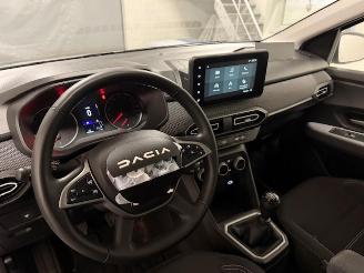 Dacia Sandero  picture 11