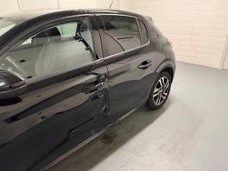 Peugeot 208 CAMERA picture 5