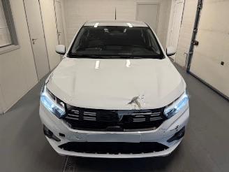 Dacia Sandero  picture 2