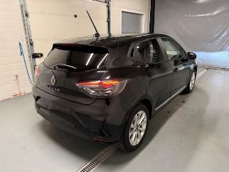 Renault Clio  picture 7