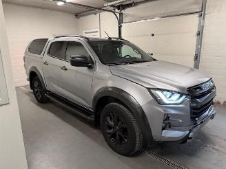 skadebil auto Isuzu D-Max  2023/9