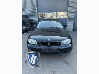 Coche siniestrado BMW 1-serie 1 serie (E87/87N), Hatchback 5-drs, 2003 / 2012 118i 16V 2010/6